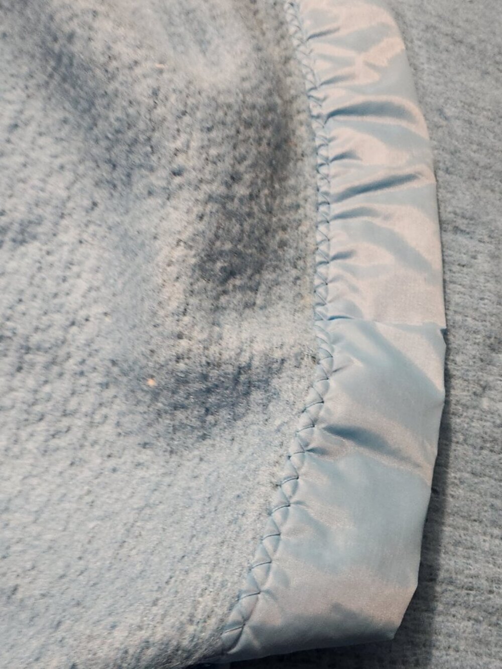Vtg Turquoise Blue Blanket with Satin Trim 82" X 94"